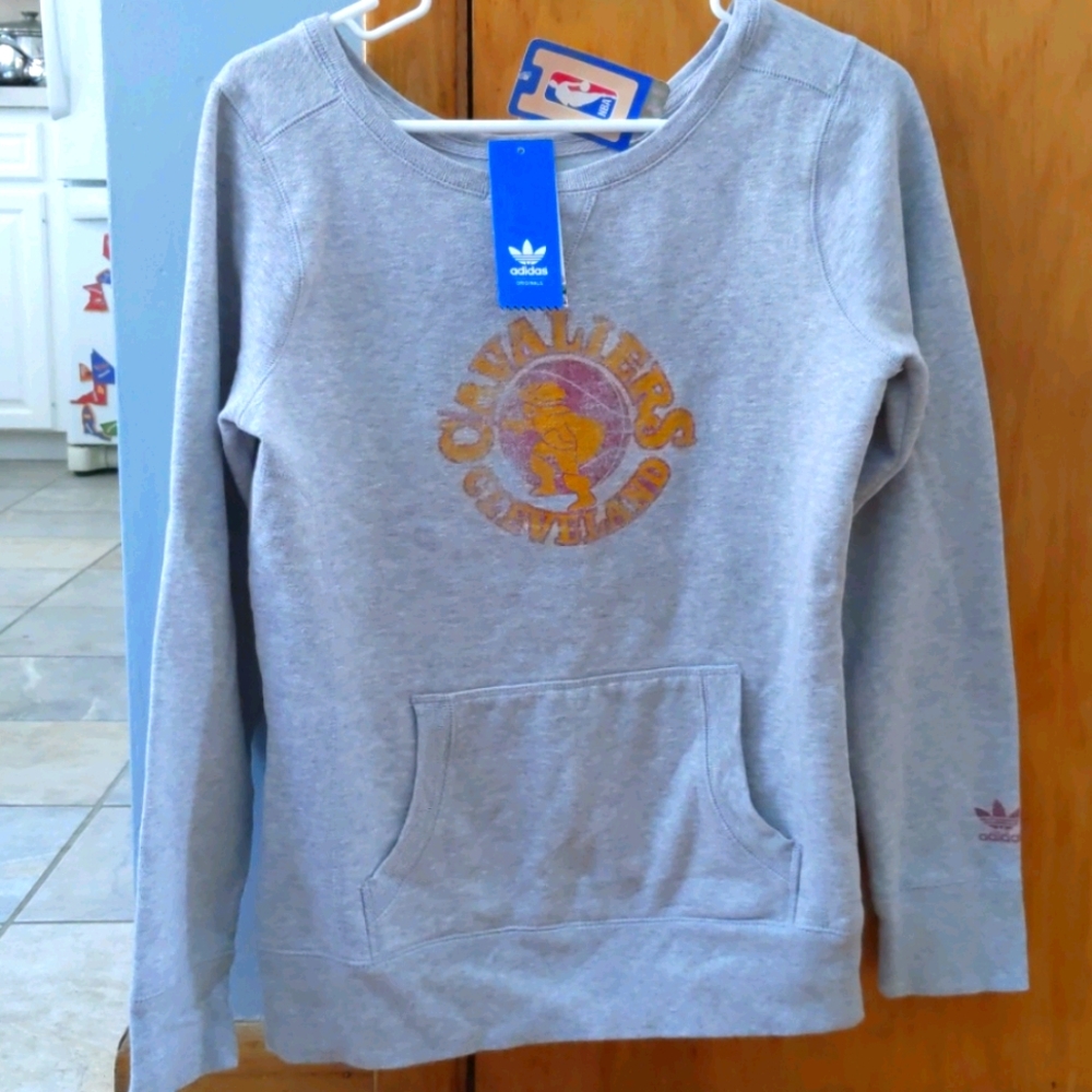 Cleveland Cavaliers NWT Vintage Logo Sweat Shirt
